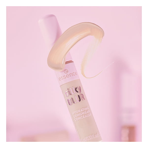 ESSENCE SILKY BLUR