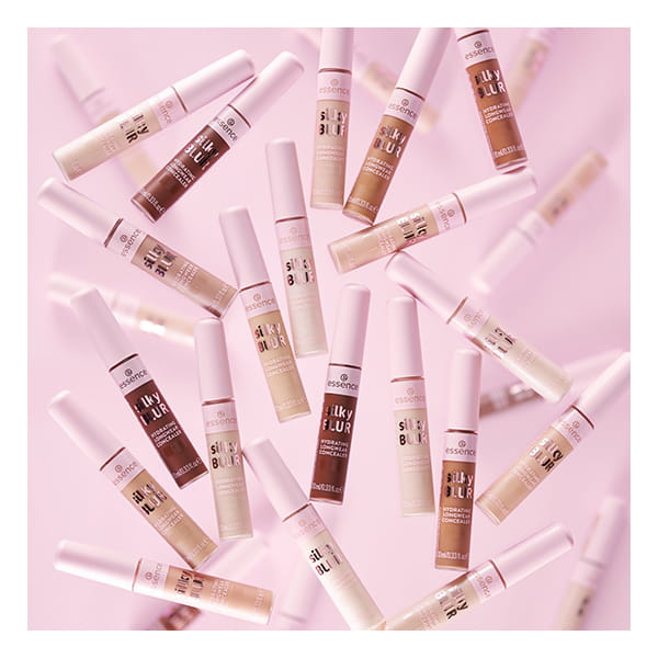 ESSENCE SILKY BLUR