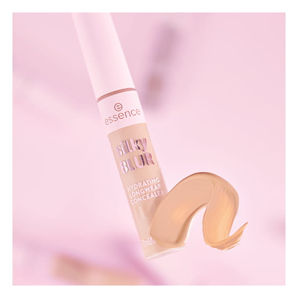 ESSENCE SILKY BLUR